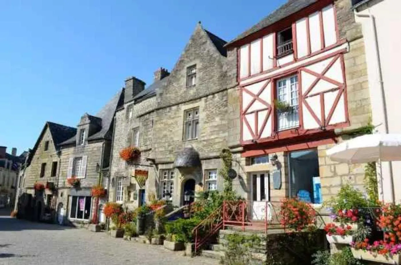 Chalet 3 Etoiles - Piscine - Ccaffag Pluherlin