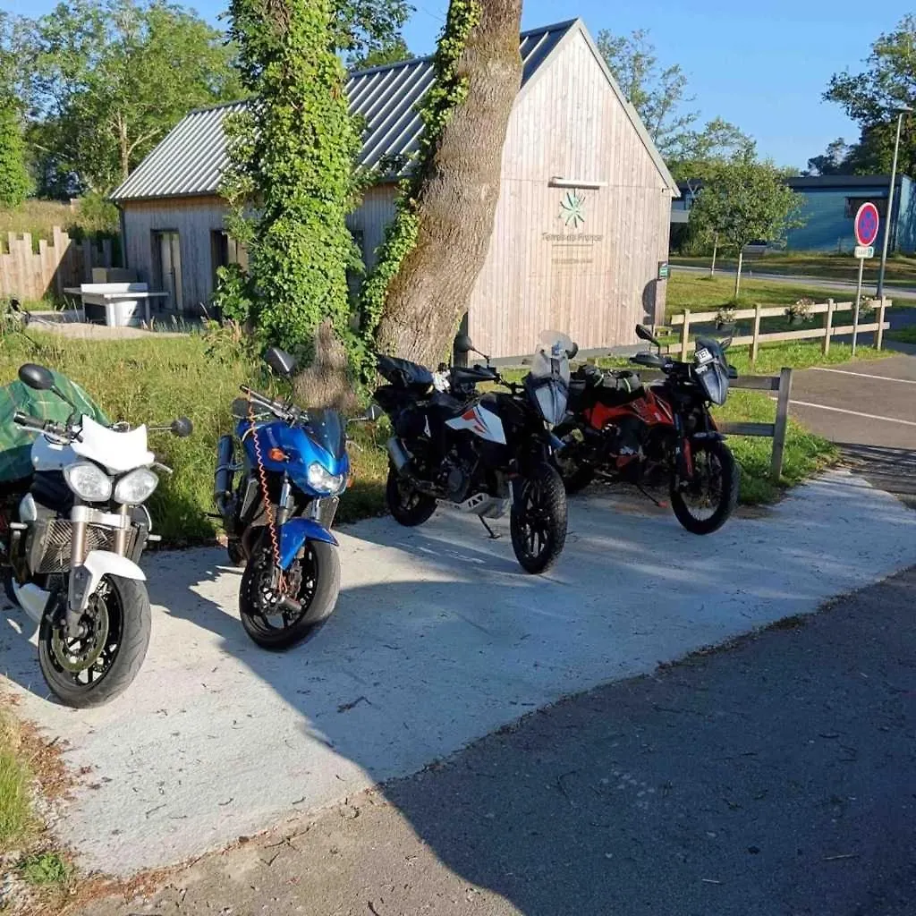 Chalet 3 Etoiles - Piscine - Ccaffag Pluherlin 0*,